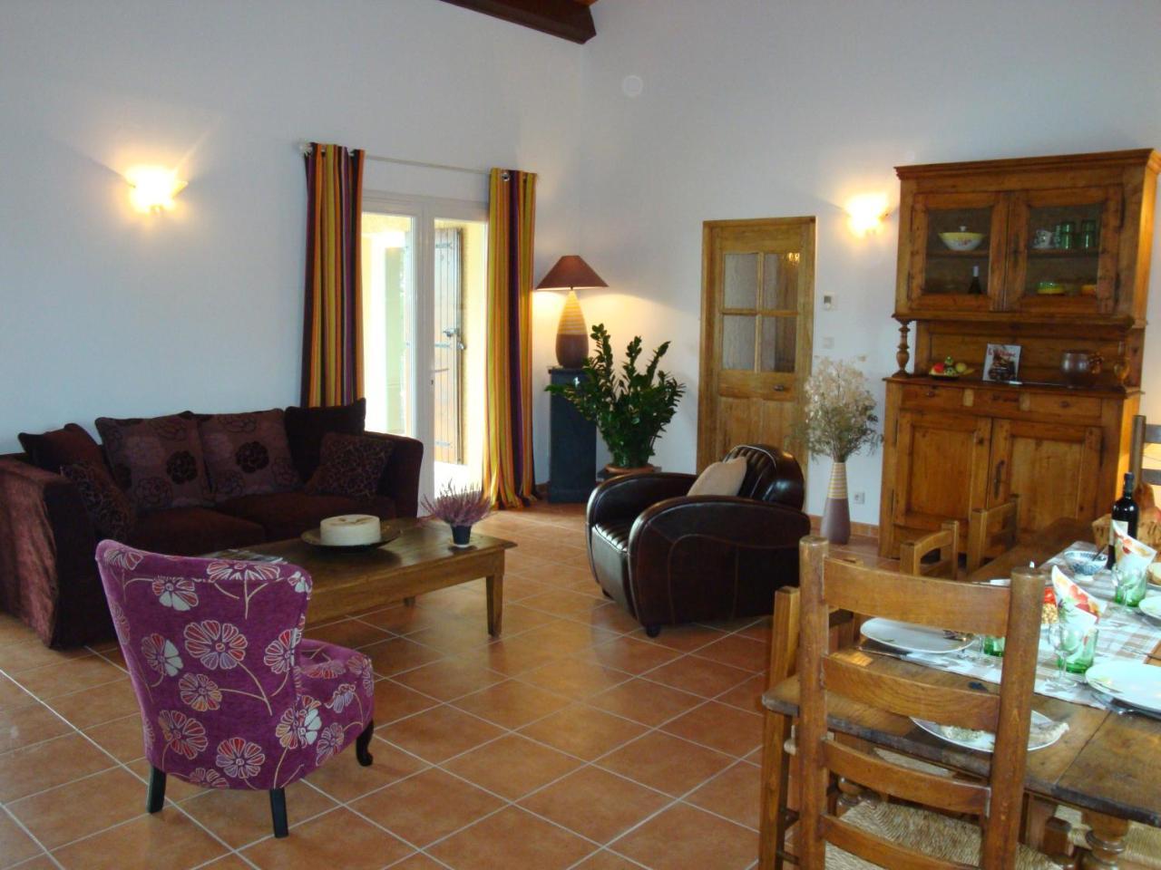 Les Villas De Perret Жоаюз Екстериор снимка