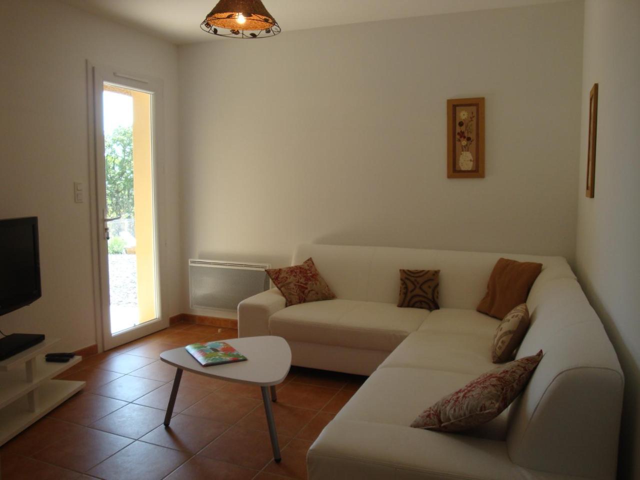 Les Villas De Perret Жоаюз Екстериор снимка