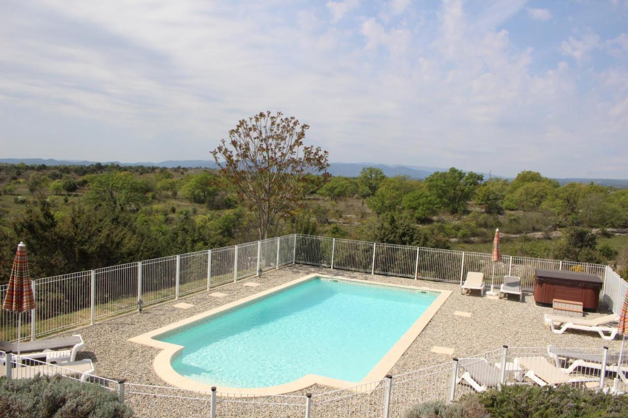 Les Villas De Perret Жоаюз Екстериор снимка