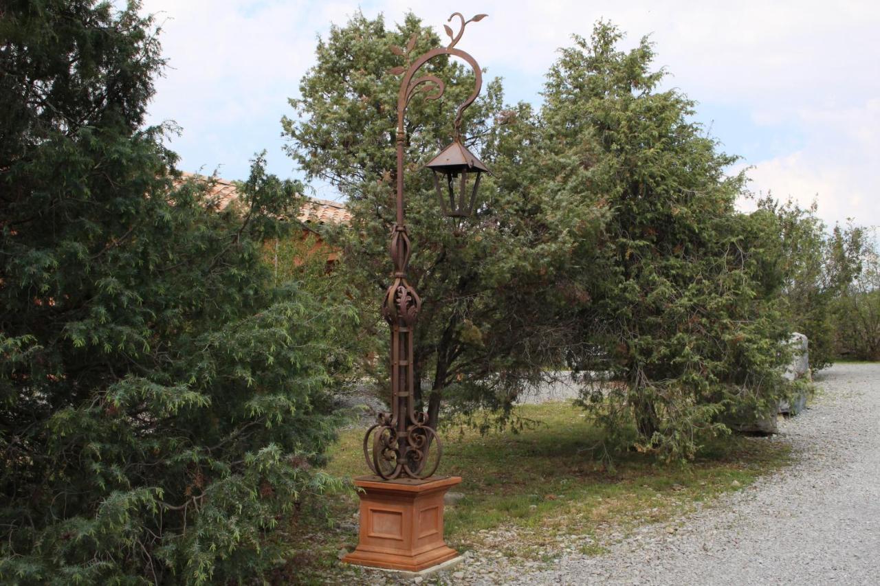 Les Villas De Perret Жоаюз Екстериор снимка